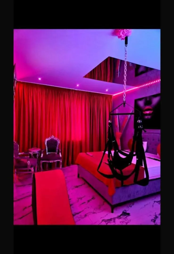 Secret Love Room Valeni  Love hotel Valeni (Brasov)