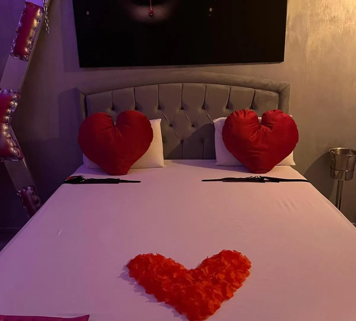 Love hotel Secret Love Room Valeni
